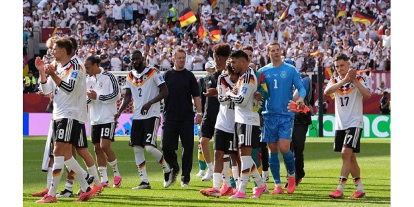 Muitos criticaram o desempenho global de Manuel Neuer desde o seu regresso à seleção alemã